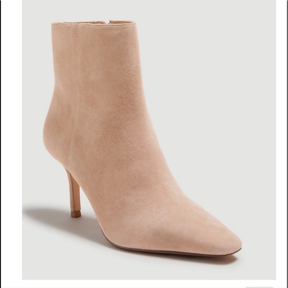 Ann Taylor EXCELLENT condition!! Kody Suede High Heeled Bootie 8 1/2 - Picture 1 of 7